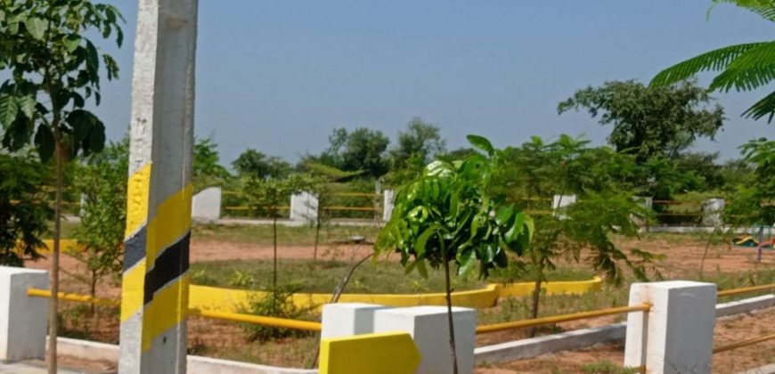 Hmda plots for sale at mirkhanpet