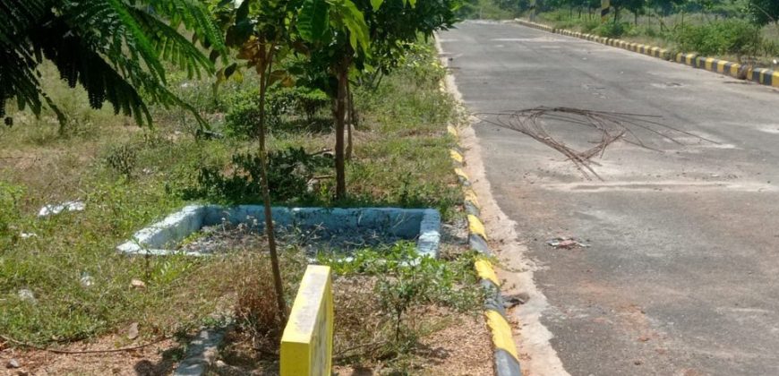 Hmda plots for sale at mirkhanpet