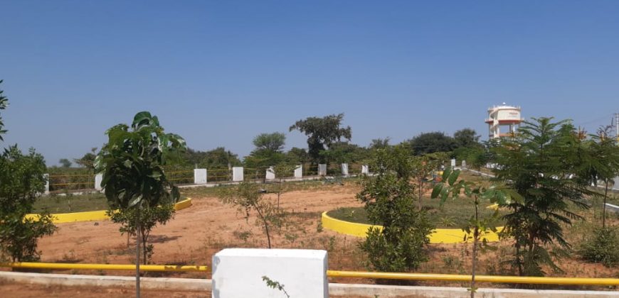 Hmda plots for sale at mirkhanpet