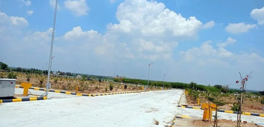 Vasudaika south fields plots for sale at Hyderabad – Bangalore highway – 9701498367