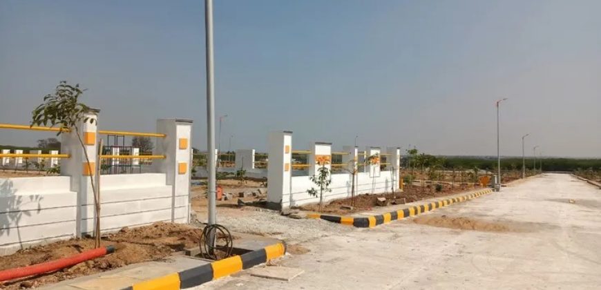 Vasudaika south fields plots for sale at Hyderabad – Bangalore highway – 9701498367