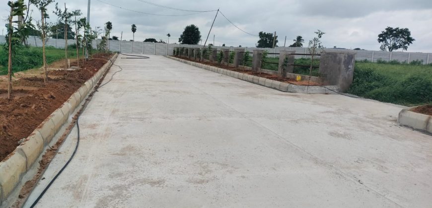 OPEN PLOTS With Clubhouse & Swimming pool @GOLLUR, Near Shamshabad -Nagireddipalle Maheshwaram Mandal, RR District – 8500204047