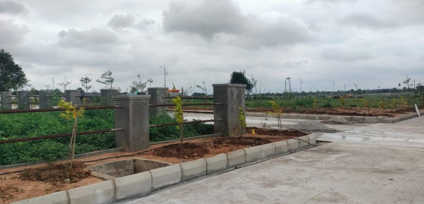 OPEN PLOTS With Clubhouse & Swimming pool @GOLLUR, Near Shamshabad -Nagireddipalle Maheshwaram Mandal, RR District – 8500204047