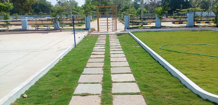 HMDA & RERA APPROVED OPEN PLOT WITH INDEPENDENT HOUSE