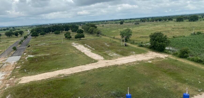 125sq.yds DTCP layout gated community plot for sale in kolanupaka, yadagirigutta