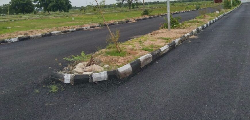 125sq.yds DTCP layout gated community plot for sale in kolanupaka, yadagirigutta
